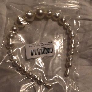 Pearl headband